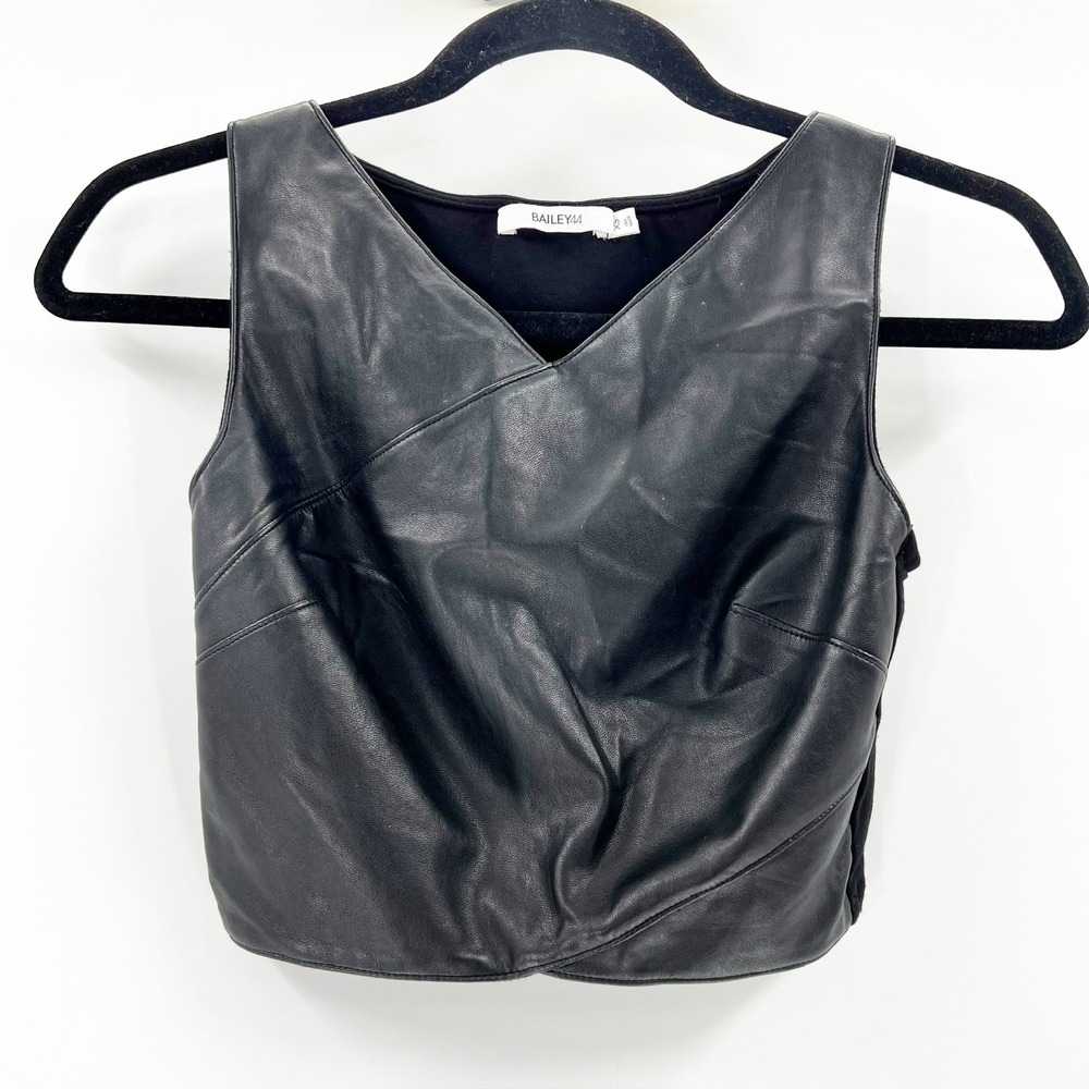 Bailey44 Womens Black Faux Leather Mixed Media V-Neck Crop Top XS‎ Made in USA
